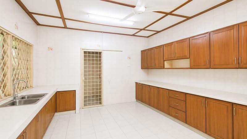 Semi-Detached House for Sale in Seksyen 6 (Petaling Jaya) - YY Lo - Kitchen - PropertyGuru.com.my