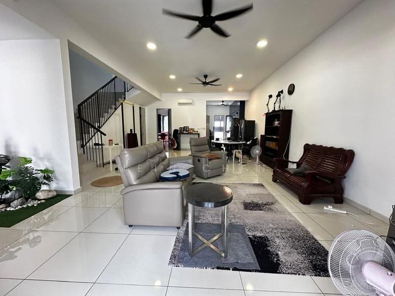 2-storey Terraced House for Rent in Kajang (Selangor) - Mein Chen - Living Room - PropertyGuru.com.my