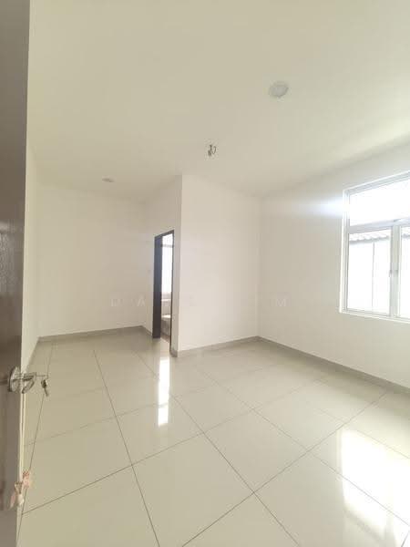 Rumah Berkembar untuk Dijual di Taman Ponderosa (Johor Bahru) - Dave Sim - PropertyGuru.com.my