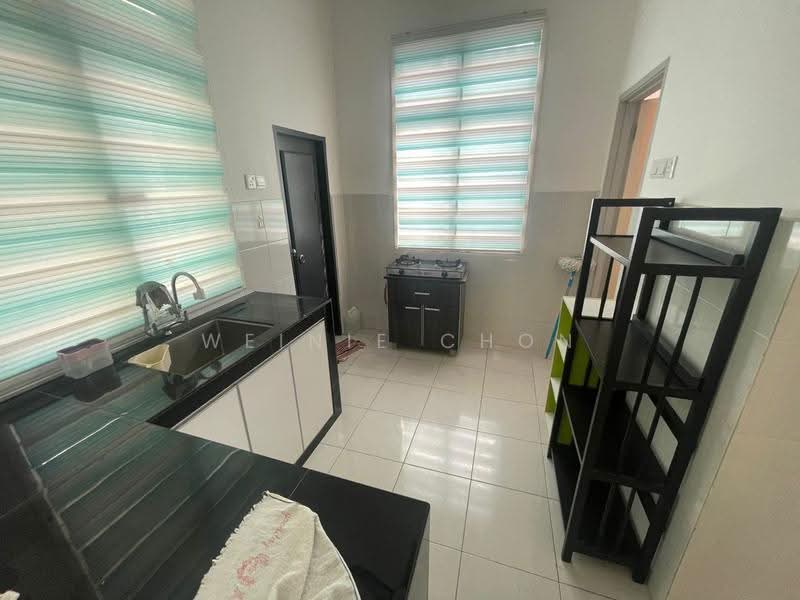 1-storey Terraced House for Sale in Taman Putri Kulai (Kulai) - Weinie Chon - Kitchen - PropertyGuru.com.my