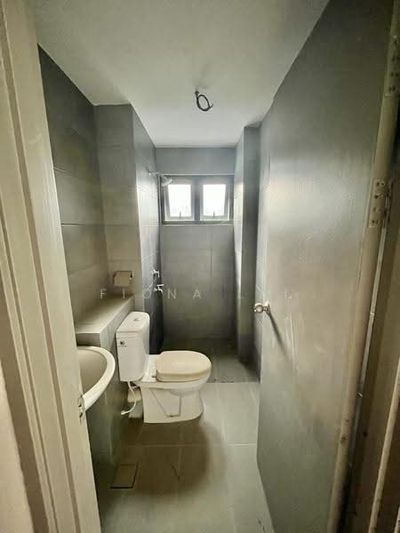 Kondominium untuk Dijual di Greenfield Residence - Fiona Lai - Bathroom - PropertyGuru.com.my