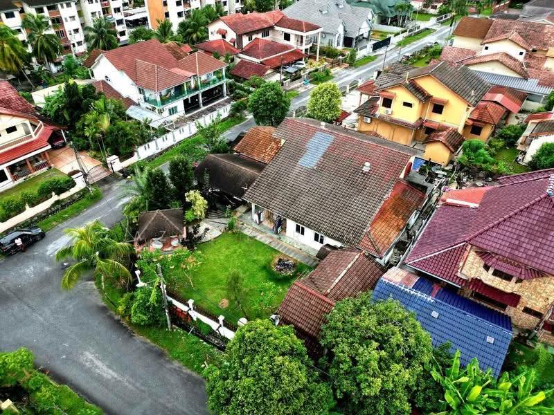 Bungalow House for Sale in Seksyen 3 (Bangi) - Azli Ibrahim - Exterior - PropertyGuru.com.my