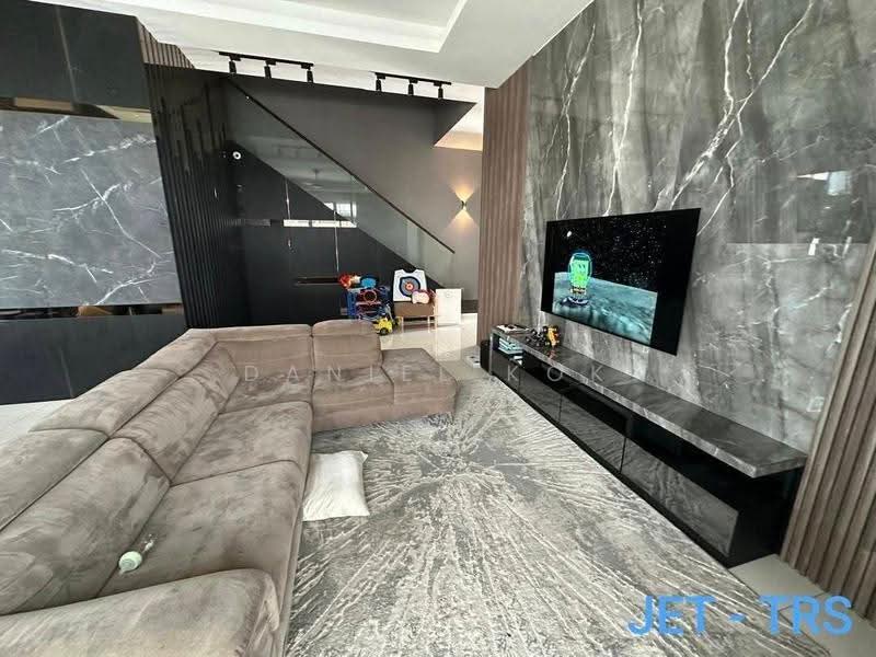 Rumah Berkembar untuk Dijual di Eco Ardence (Setia Alam) - Daniel Kok - Living Room - PropertyGuru.com.my