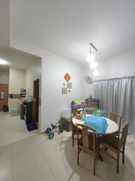 2-storey Terraced House for Sale in Taman Bestari Indah (Ulu Tiram) - Winson Su - Dining Room - PropertyGuru.com.my