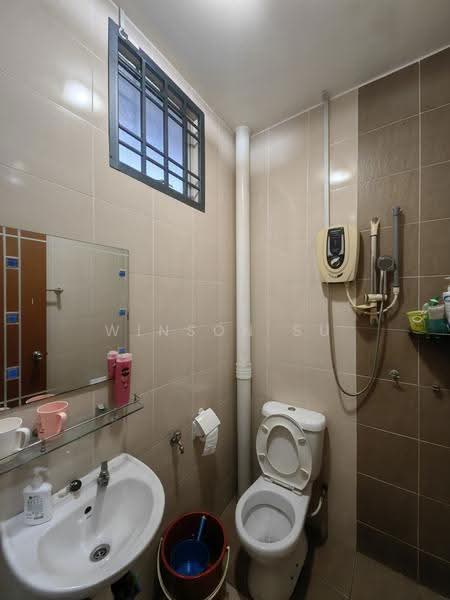 2-storey Terraced House for Sale in Taman Bestari Indah (Ulu Tiram) - Winson Su - Bathroom - PropertyGuru.com.my