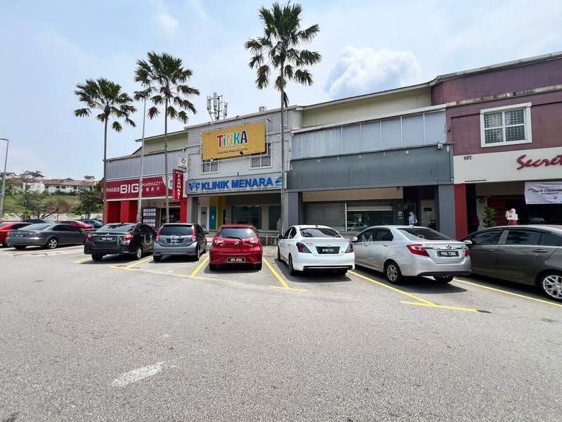 Shop for Rent in Bukit Jelutong (Shah Alam) - Nur Alia Omar - Exterior - PropertyGuru.com.my