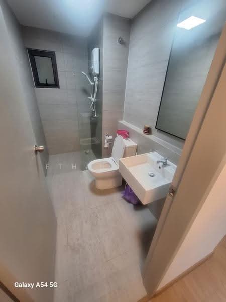 Service Residence for Rent at Maya Bay Residences @ Gamuda Cove - Ethan Chua - Bathroom - PropertyGuru.com.my
