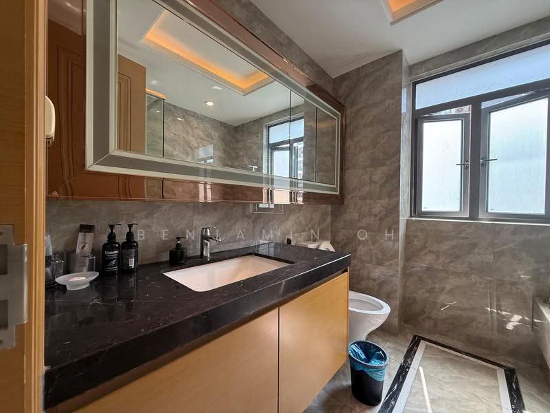 Kediaman Servis untuk Dijual di R&F Princess Cove Phase 1 - Benjamin Oh - Bathroom - PropertyGuru.com.my