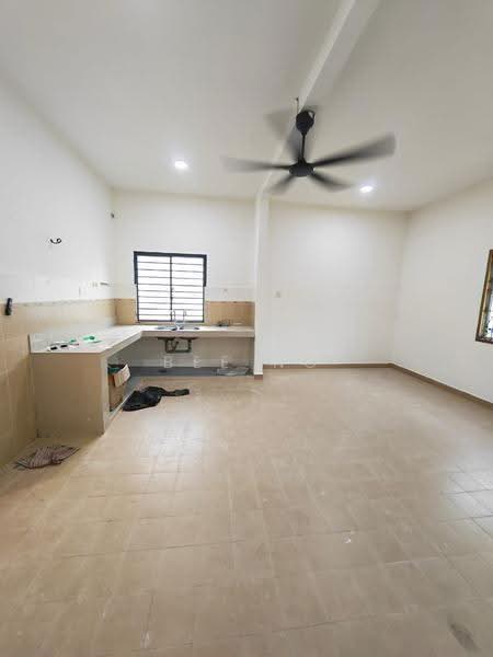 Terraced House for Sale in Taman Mutiara Rini (Skudai) - Bee Ng - Kitchen - PropertyGuru.com.my