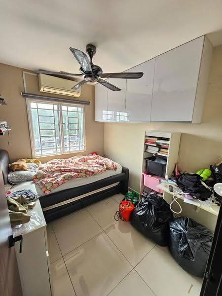 Pangsapuri untuk Dijual di Casa Riana - Leo Koh - Bedroom - PropertyGuru.com.my