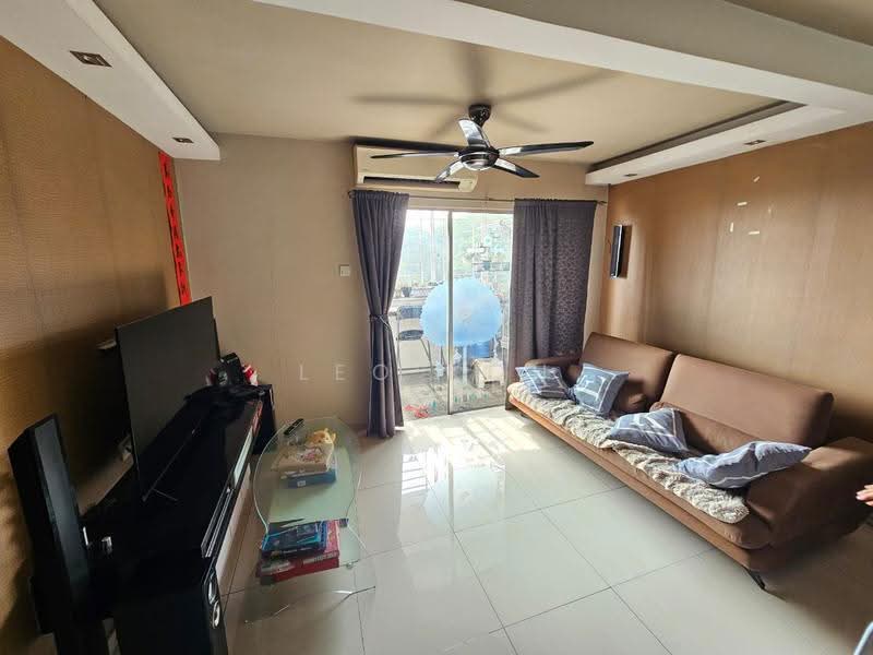 Pangsapuri untuk Dijual di Casa Riana - Leo Koh - Living Room - PropertyGuru.com.my