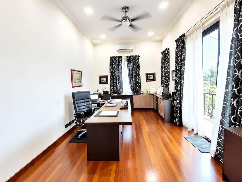 Bungalow House for Sale in Glenhill Saujana (Shah Alam) - Vincent Liaw - Study - PropertyGuru.com.my