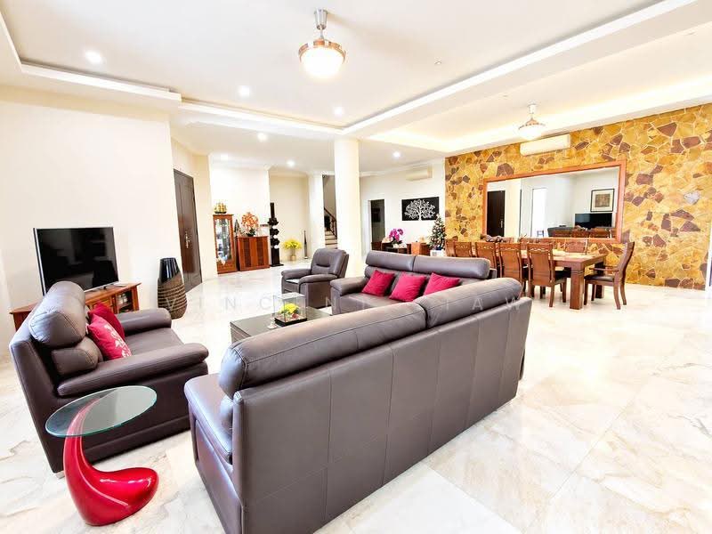 Bungalow House for Sale in Glenhill Saujana (Shah Alam) - Vincent Liaw - Living Room - PropertyGuru.com.my