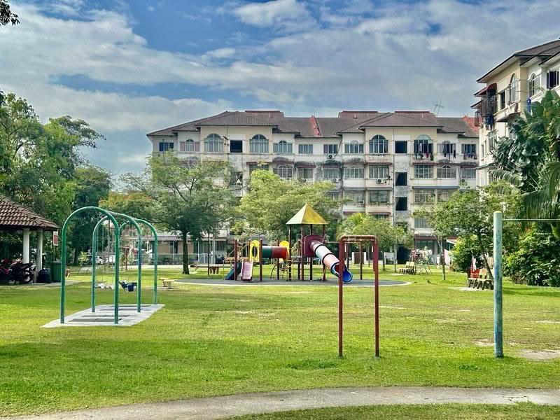 Apartment for Sale at Pangsapuri Waja - Azli Ibrahim - Exterior - PropertyGuru.com.my