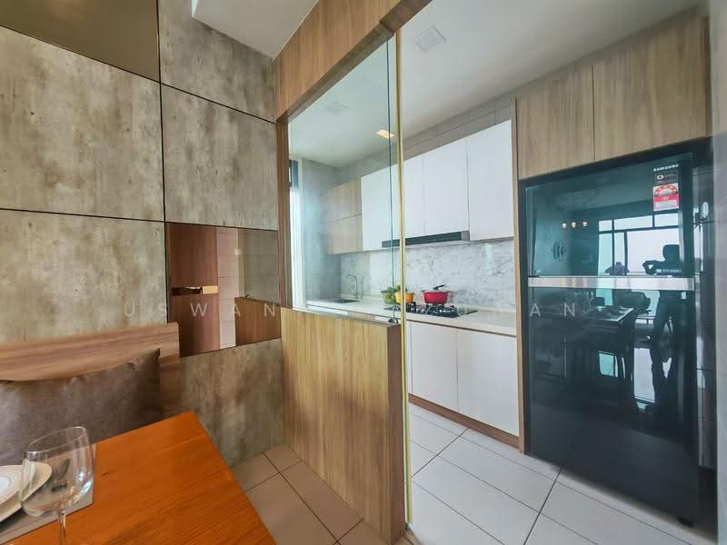 Kediaman Servis untuk Dijual di Conezion Residences - Uswani Mazuwan - Kitchen - PropertyGuru.com.my