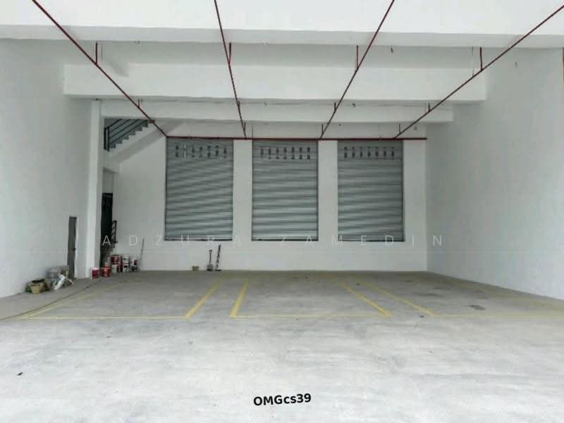Detached Factory for Sale in Telok Panglima Garang (Selangor) - Adzura Zamedin - Car Park - PropertyGuru.com.my