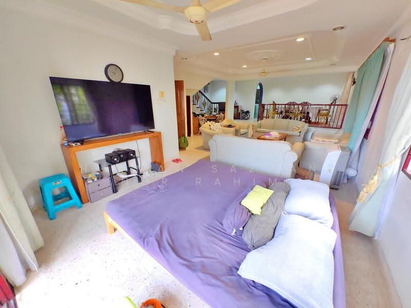 2-storey Terraced House for Sale in Seksyen 1 Bandar Baru Bangi (Bandar Baru Bangi) - Herman Sazwan Nor Rahim - Living Room - PropertyGuru.com.my