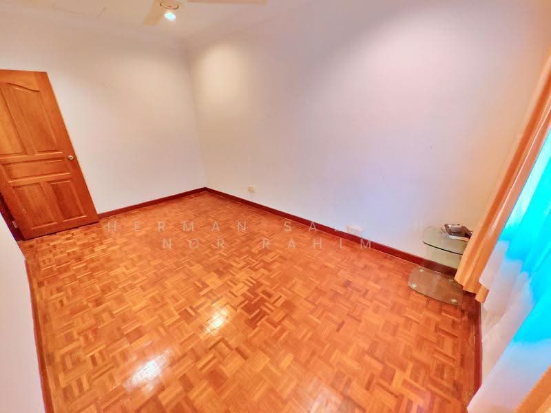 2-storey Terraced House for Sale in Seksyen 1 Bandar Baru Bangi (Bandar Baru Bangi) - Herman Sazwan Nor Rahim - Bedroom - PropertyGuru.com.my