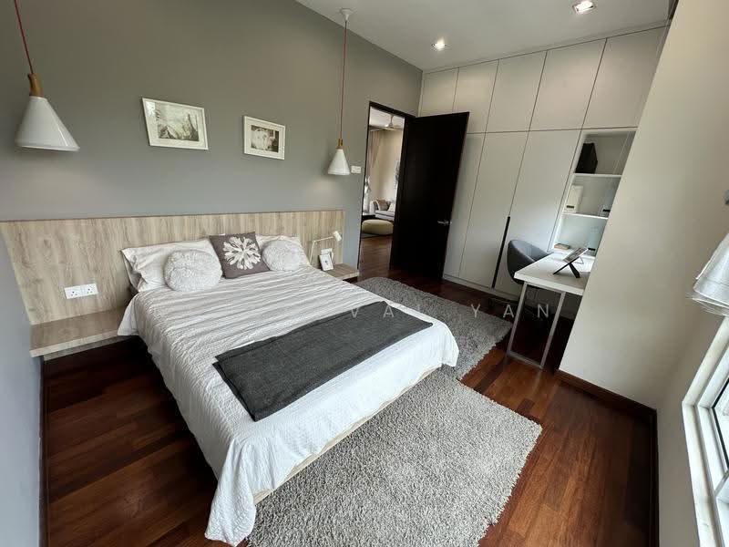 Bungalow House for Sale in Bandar Sungai Long (Selangor) - Ngiuo Vai Yan - Bedroom - PropertyGuru.com.my