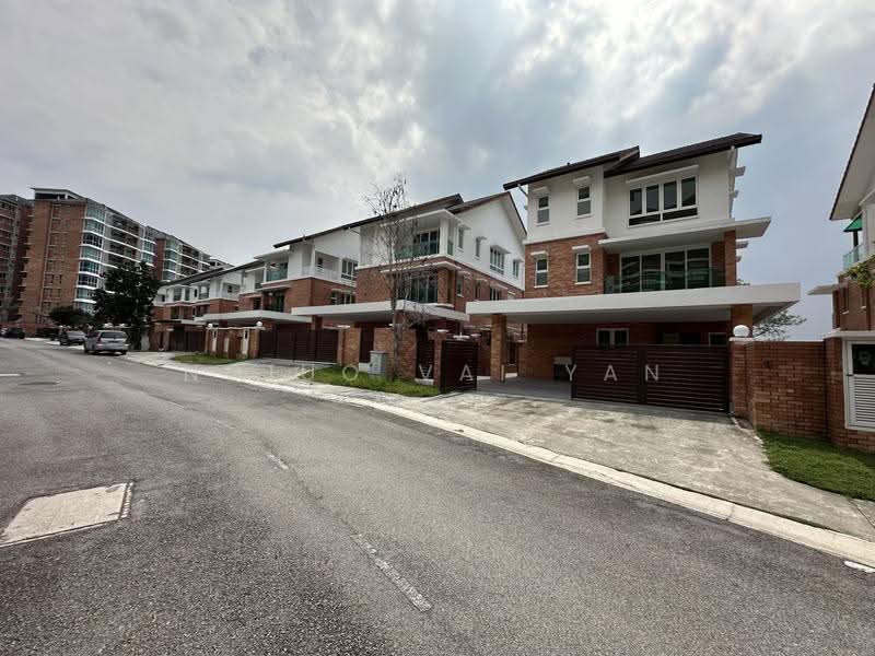 Bungalow House for Sale in Bandar Sungai Long (Selangor) - Ngiuo Vai Yan - Exterior - PropertyGuru.com.my