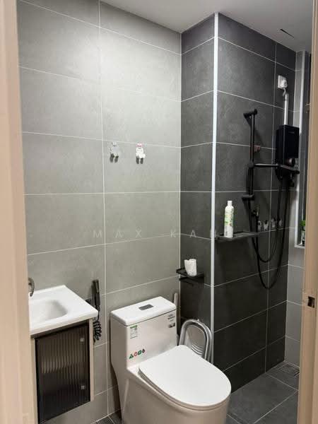 Kediaman Servis untuk Dijual di KSL Avery Park - Max Kan - Bathroom - PropertyGuru.com.my