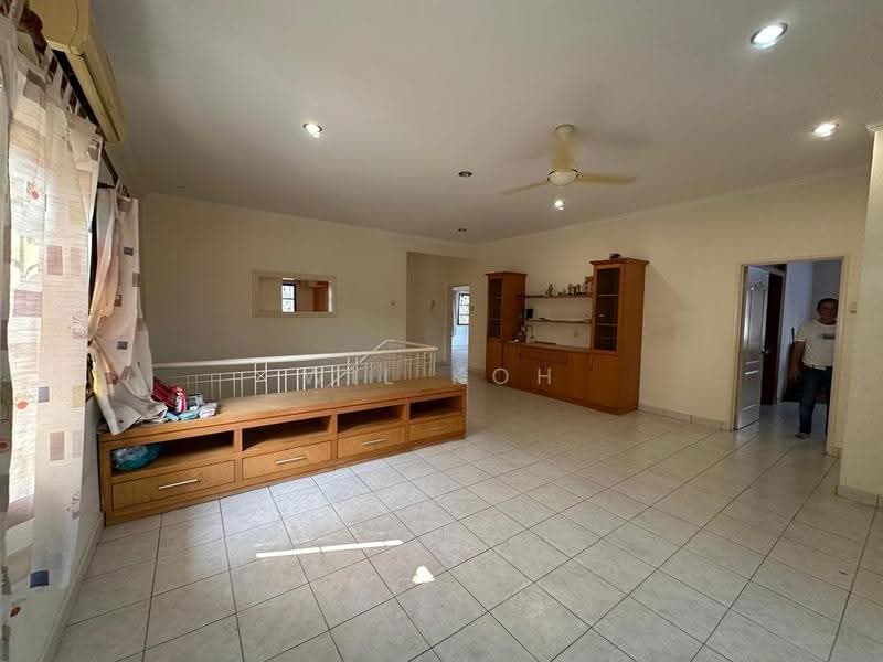 Bungalow House for Sale in Taman Bukit Mewah Fasa 9 (Kajang) - Wil Koh - Living Room - PropertyGuru.com.my