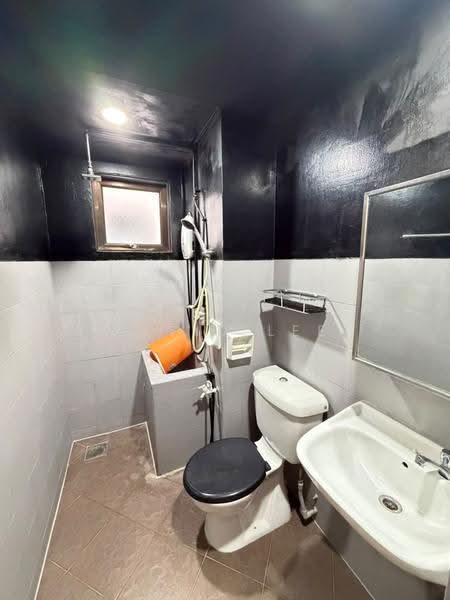 Condominium for Rent at Sri Putramas - David Lee - Bathroom - PropertyGuru.com.my
