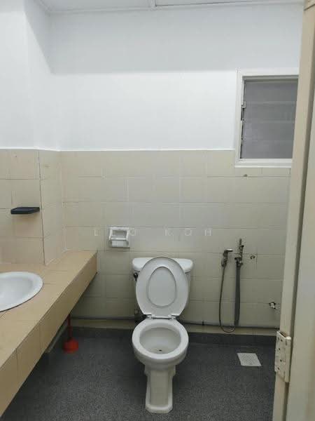 Apartment for Rent at Pangsapuri Excelsa - Leo Koh - Bathroom - PropertyGuru.com.my