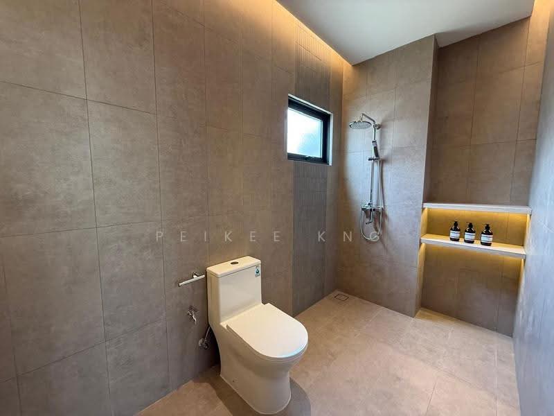 Residential Land for Sale in Melaka (Melaka) - Peikee Kng - Bathroom - PropertyGuru.com.my