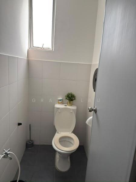Shop / Office for Rent in Austin (Johor Bahru) - Grace Lau - Bathroom - PropertyGuru.com.my