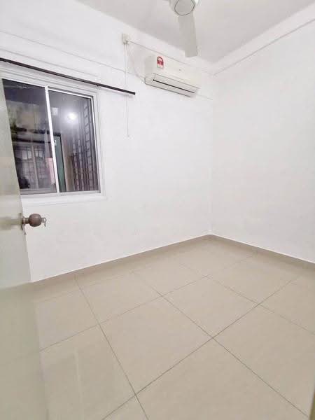 Flat for Rent at Flat Bukit Indah - Bernard Lim - PropertyGuru.com.my