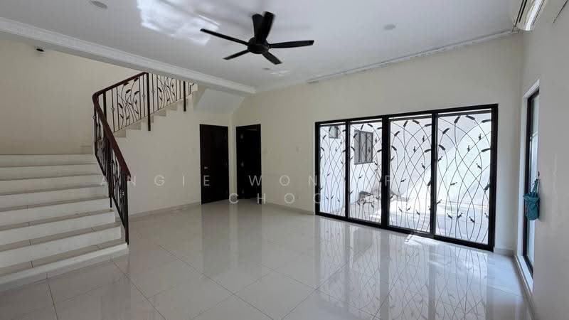 Semi-Detached House for Sale in Jade Hills (Kajang) - Angie Wong - Living Room - PropertyGuru.com.my
