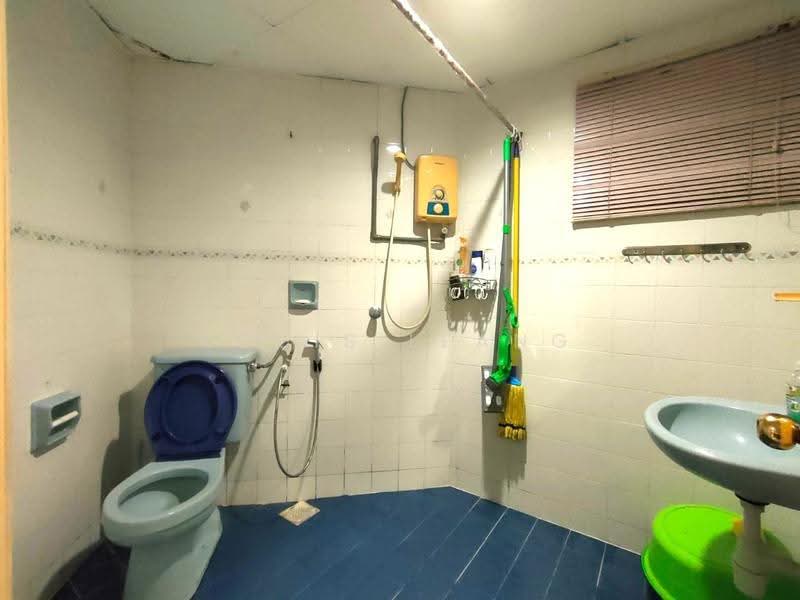 Condominium for Rent at The Vistana - Louis Leang - Bathroom - PropertyGuru.com.my