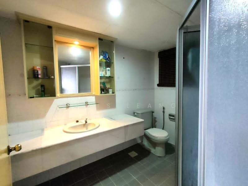 Condominium for Rent at The Vistana - Louis Leang - Bathroom - PropertyGuru.com.my