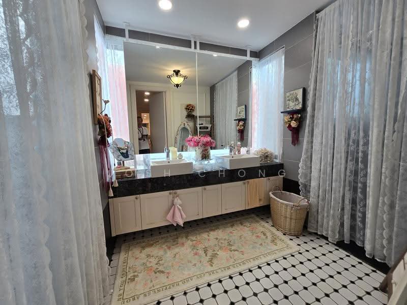 Semi-Detached House for Sale in Symphony Hills (Cyberjaya) - Josh Chong - Bathroom - PropertyGuru.com.my