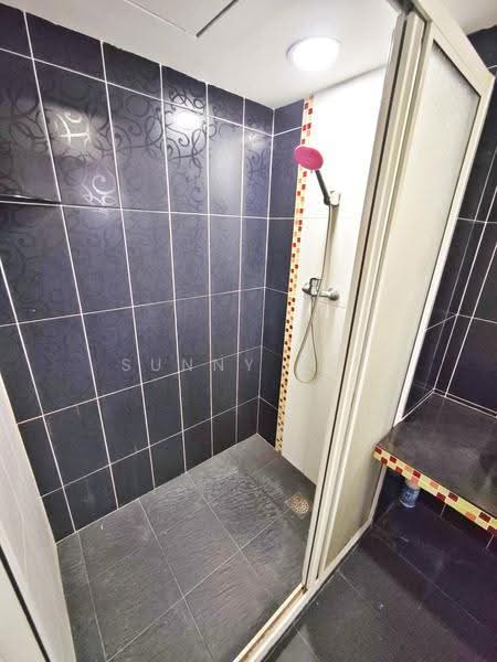 Condominium for Sale at Marina Bay Condominium - Sunny Lai - Bathroom - PropertyGuru.com.my