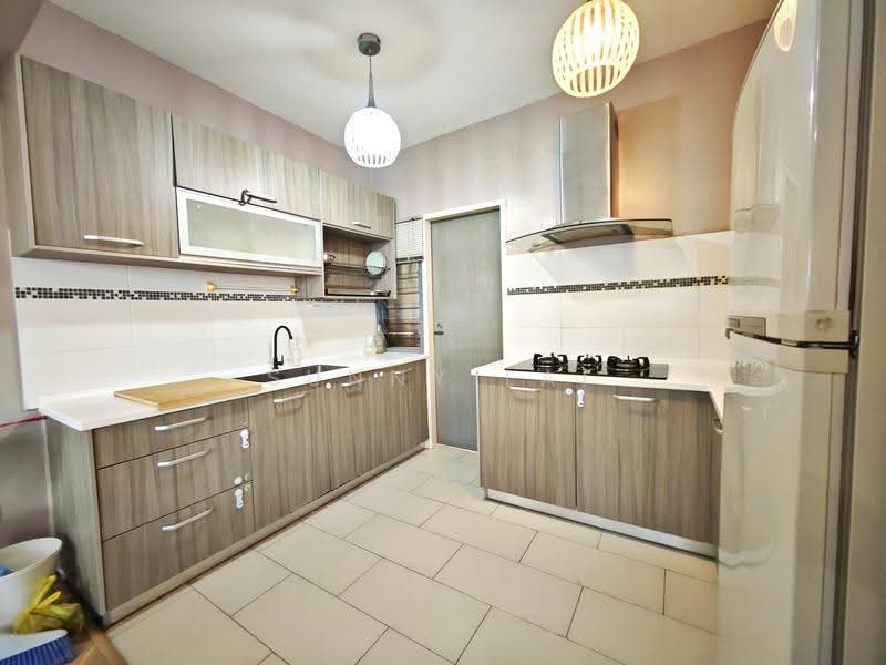 Condominium for Sale at Marina Bay Condominium - Sunny Lai - Kitchen - PropertyGuru.com.my