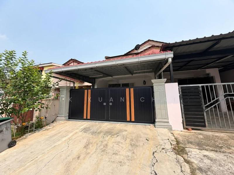 2-storey Terraced House for Sale in Taman Muhibbah (Kulai) - Lik Xuan Chai - Exterior - PropertyGuru.com.my