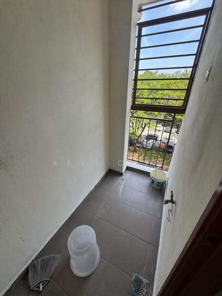Townhouse for Rent in Seri Kembangan (Selangor) - Kays Chin - Balcony - PropertyGuru.com.my