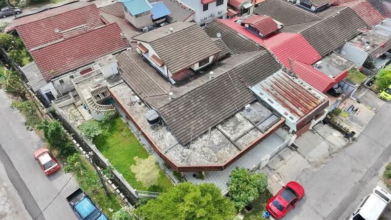 1.5-storey Terraced House for Sale in Taman Ehsan (Kepong) - Izzat Zamros - Exterior - PropertyGuru.com.my