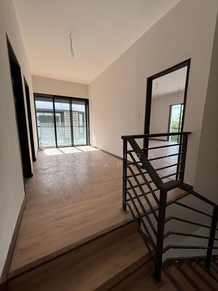 Semi-Detached House for Sale in Penampang @ ITCC (Kota Kinabalu) - Cheng Hong Yap - Corridor - PropertyGuru.com.my