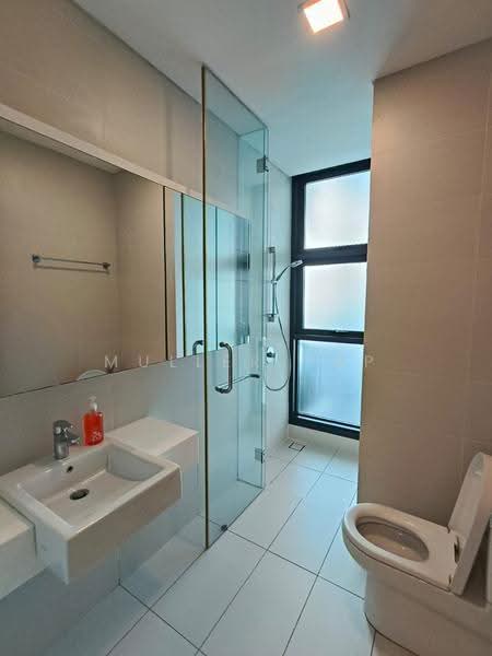 Service Residence for Sale at Vogue Suites One - Muller Yap - Bathroom - PropertyGuru.com.my