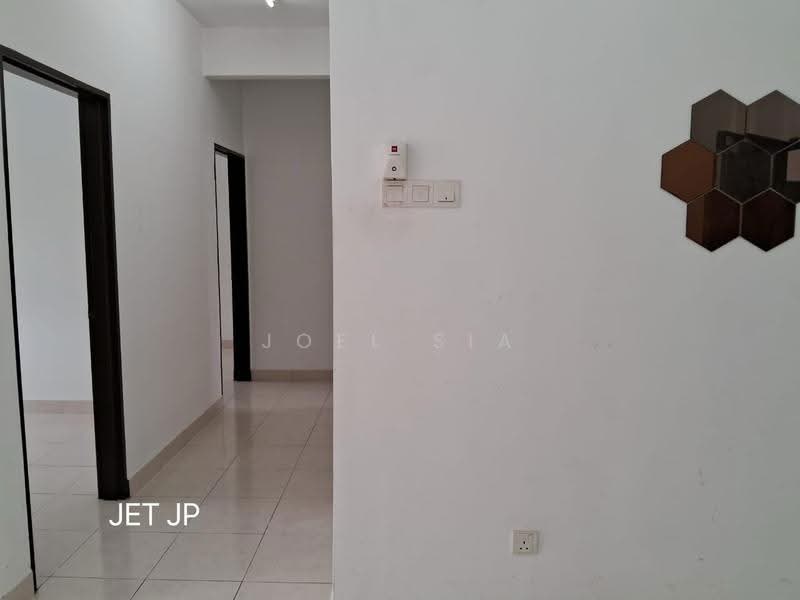 Pangsapuri untuk Dijual di Orchis Apartment - Joel Sia - Corridor - PropertyGuru.com.my