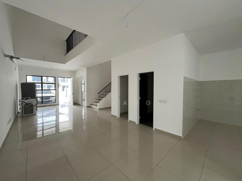 Cluster House for Sale in Eco Botanic (Iskandar Puteri (Nusajaya)) - Le Yang - Living Room - PropertyGuru.com.my