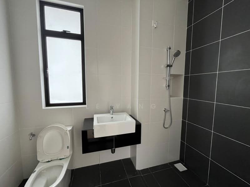 Cluster House for Sale in Eco Botanic (Iskandar Puteri (Nusajaya)) - Le Yang - Bathroom - PropertyGuru.com.my