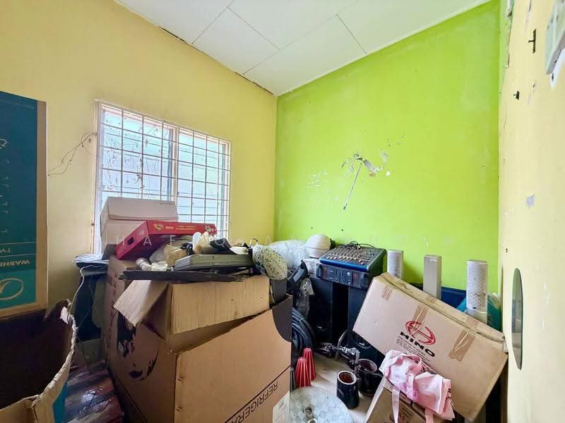 1-storey Terraced House for Sale in Nusari Bayu 1 (Labu) - Shafiq Amerudin - Interior - PropertyGuru.com.my