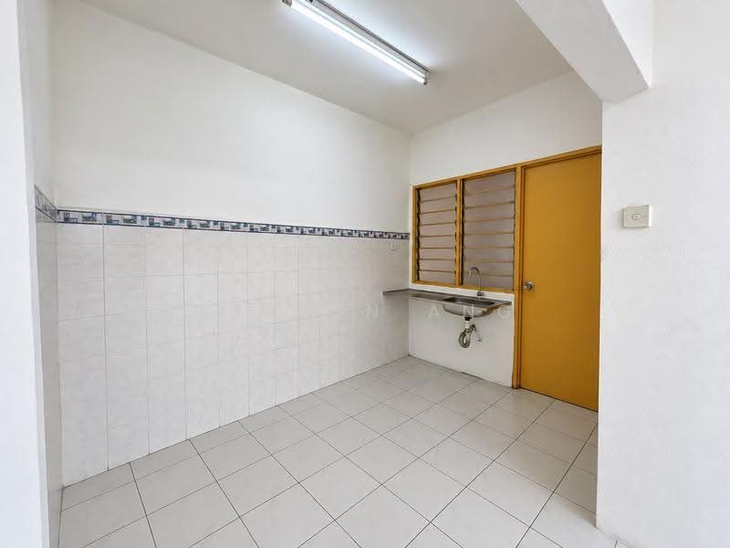Apartment for Rent at Pangsapuri Perai Utama - Carson Ang - Kitchen - PropertyGuru.com.my