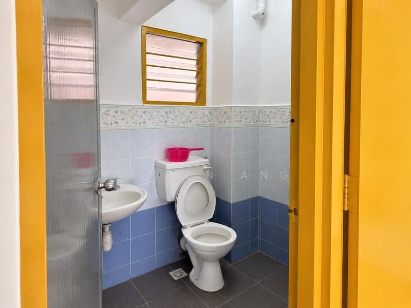 Apartment for Rent at Pangsapuri Perai Utama - Carson Ang - Bathroom - PropertyGuru.com.my
