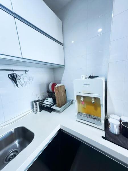 Apartment for Rent at The Pulse Condominium - Jerry Tan - Kitchen - PropertyGuru.com.my