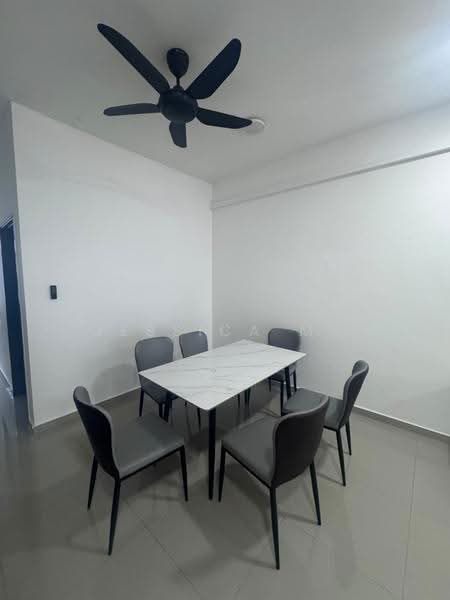 Terraced House for Rent in Bandar Dato Onn (Tebrau) - Jessica Ma - Dining Room - PropertyGuru.com.my